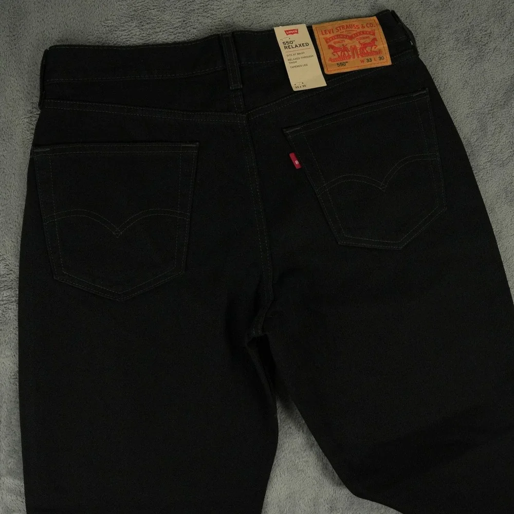 Levi's 550 Relaxed Jeans Mens 33x30 Black Denim Tapered Leg Zip Fly Cotton